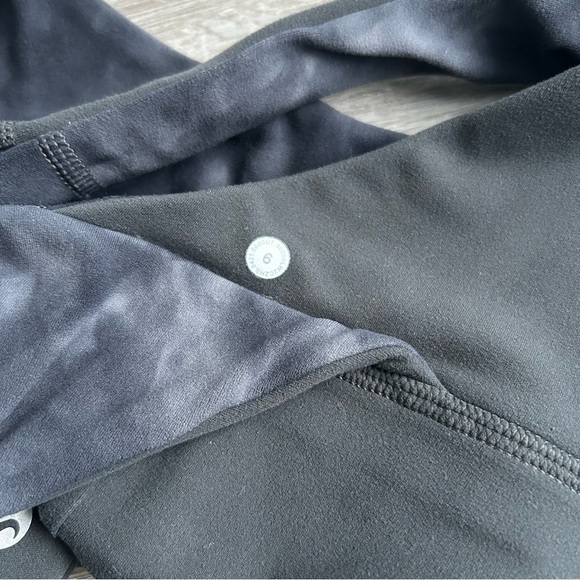 Lululemon Align Reversible Bra *Light Support, A/B Cup size 6 - Picture 9 of 9